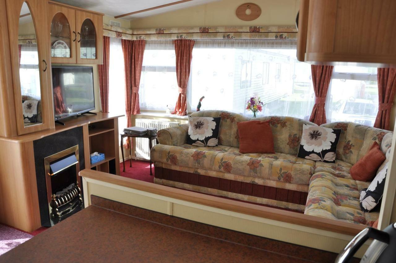 Caravan 8 Berth With Private Fishing Hotel Lincoln Kültér fotó